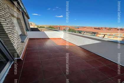 Penthouse/Dachwohnung in Avenida Federico Anaya, Salamanca. 